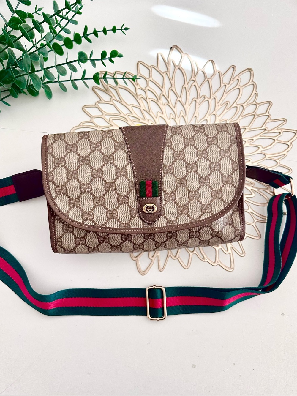 GUCCI GG Web SherryLine Clutch to Crossbody Bag
